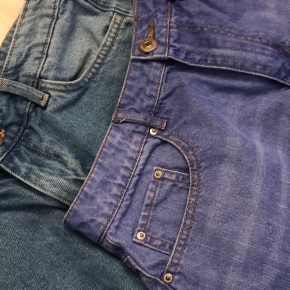 High-Waisted Denim Shorts - Picture 4 of 4